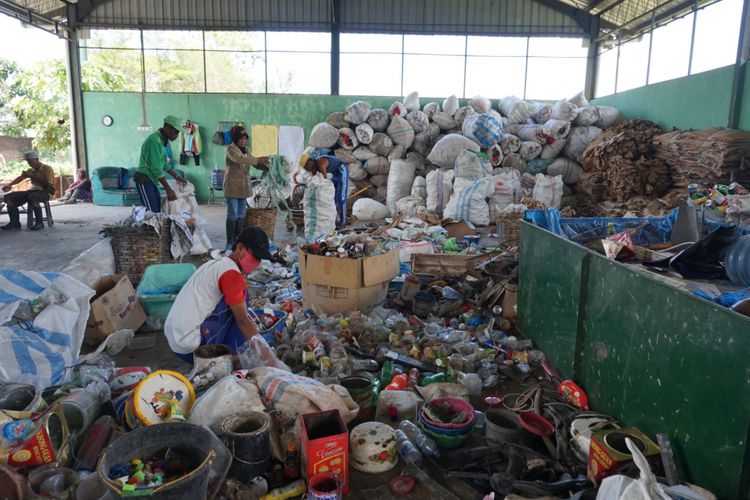 Tangsel Akan Bangun Tempat Pengelolaan Sampah di Pasar