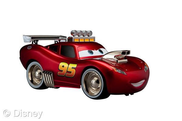 Proporcional tiburón Cerdo Disney News and Interviews From The Mouse Castle: A 'Cars 2' Toy Story