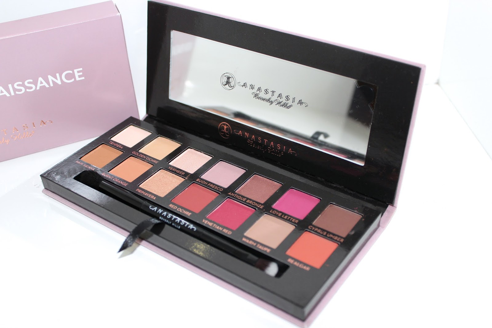 Anastasia beverly hills modern renaissance. палетка анастасия беверли хиллз модерн ренессанс. палетка анастасия modern renaissance. Modern renaissance sephora. палетка теней анастасия modern renaissance.