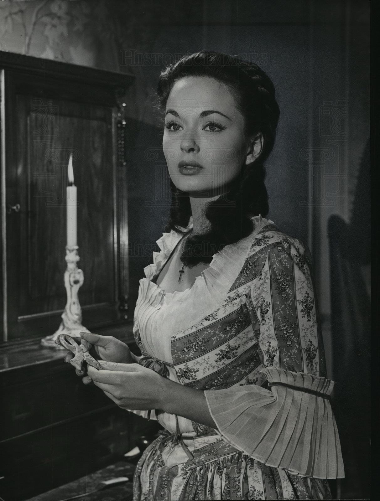 The Surprising Truth About Ann Blyth'S Fortune - f7a790b