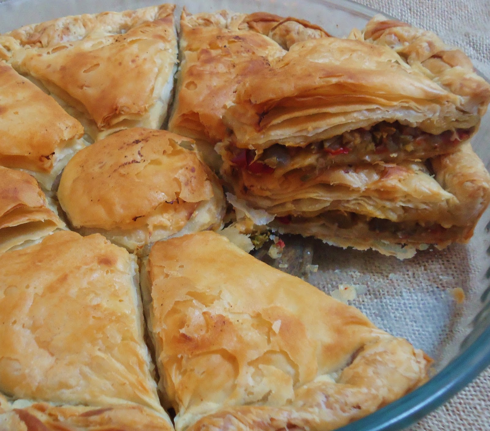 Birsel ve İrem Patlıcanlı Arnavut Böreği