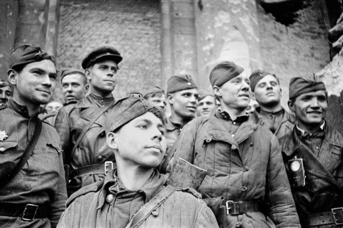 Looking for WW2 Soviet soldier figure planetFigure 