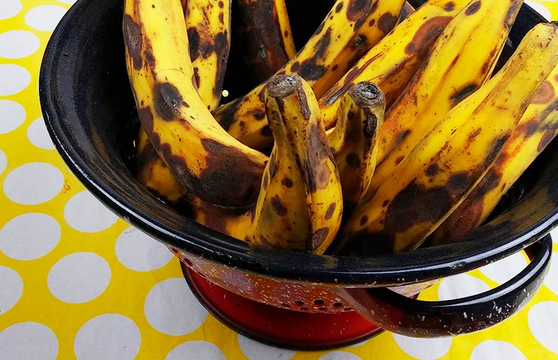 Conservar banana madura na geladeira