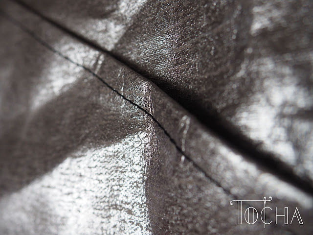 Silver Tote Bag washpapa, washable paper, paper, cellulose, paper bag, tote bag, silver, vegan, cruelty-free, pleather,