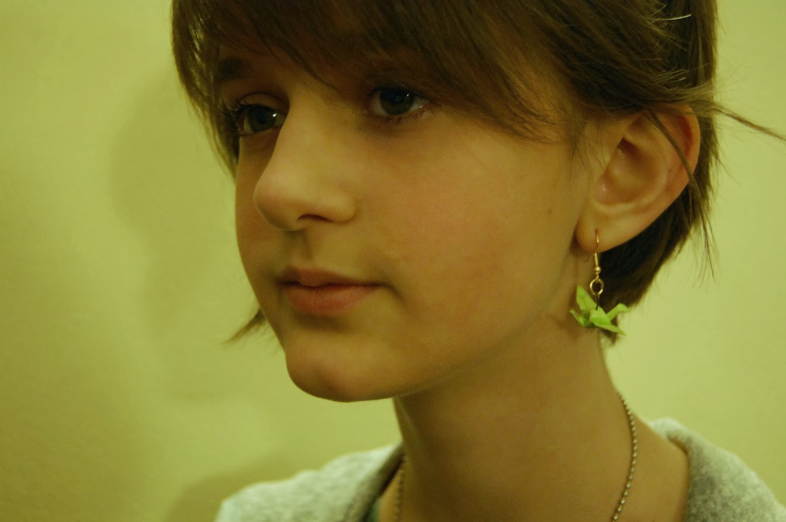 Chai Lion DIY paper crane earrings