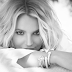 E! Online diz que cover de Britney Spears superou versão original de "Something to Talk About"
