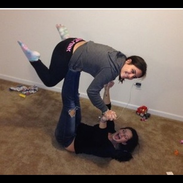 Strong Lift and Carry Photos and Videos Strong Muscular Girls Lift