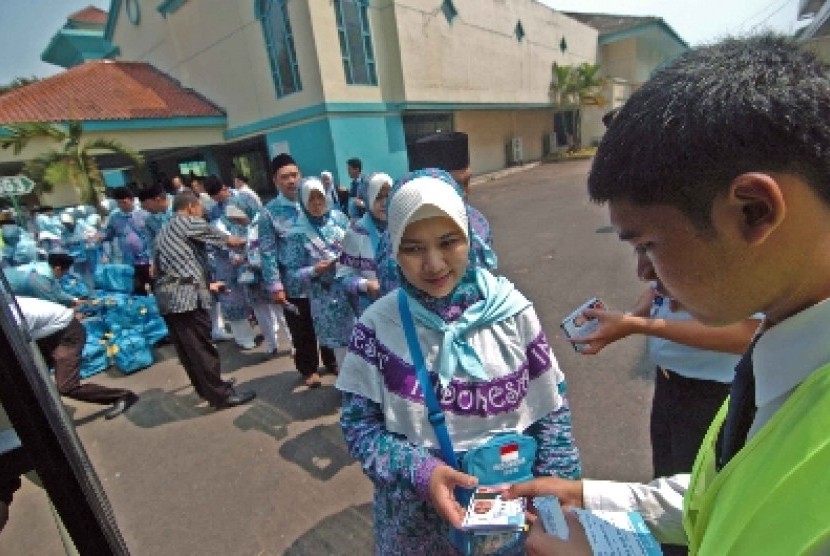 Hukum Naik Haji Dengan Uang Pinjaman Bank