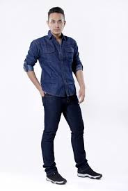 Biodata Dan Koleksi Foto Foto Bagus Gilang Dirga Terbaru