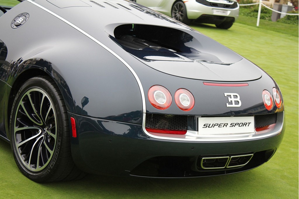 TOP 10 EXPENSIVE THING'S NO 1 FASTEST CAR IN THE WORLD BUGATTI