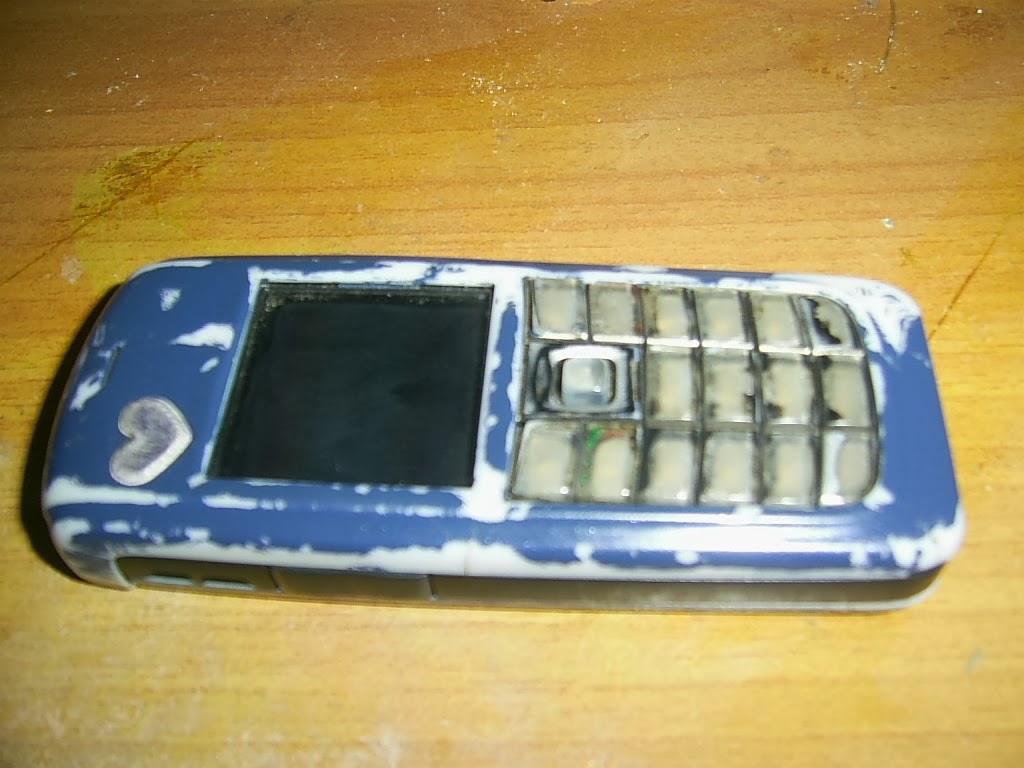 Mengenang My Old Fashion Cell Phone