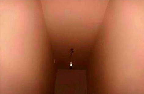Hati-Hati 9 Gambar Ilusi Optik Ini Bisa Membuatmu Berpikiran yang Enggak-Enggak Hati-Hati 9 Gambar Ilusi Optik Ini Bisa Membuatmu Berpikiran yang Enggak-Enggak