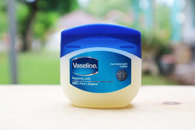 Review Vaseline Repairing Jelly