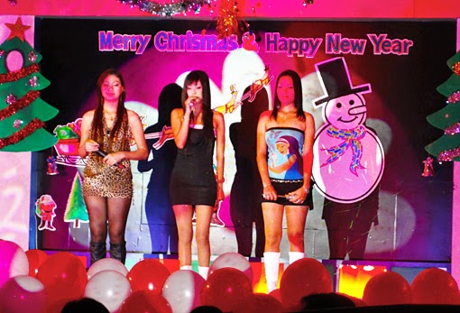 happy exotic showgirls in Phuket Town Nightlife