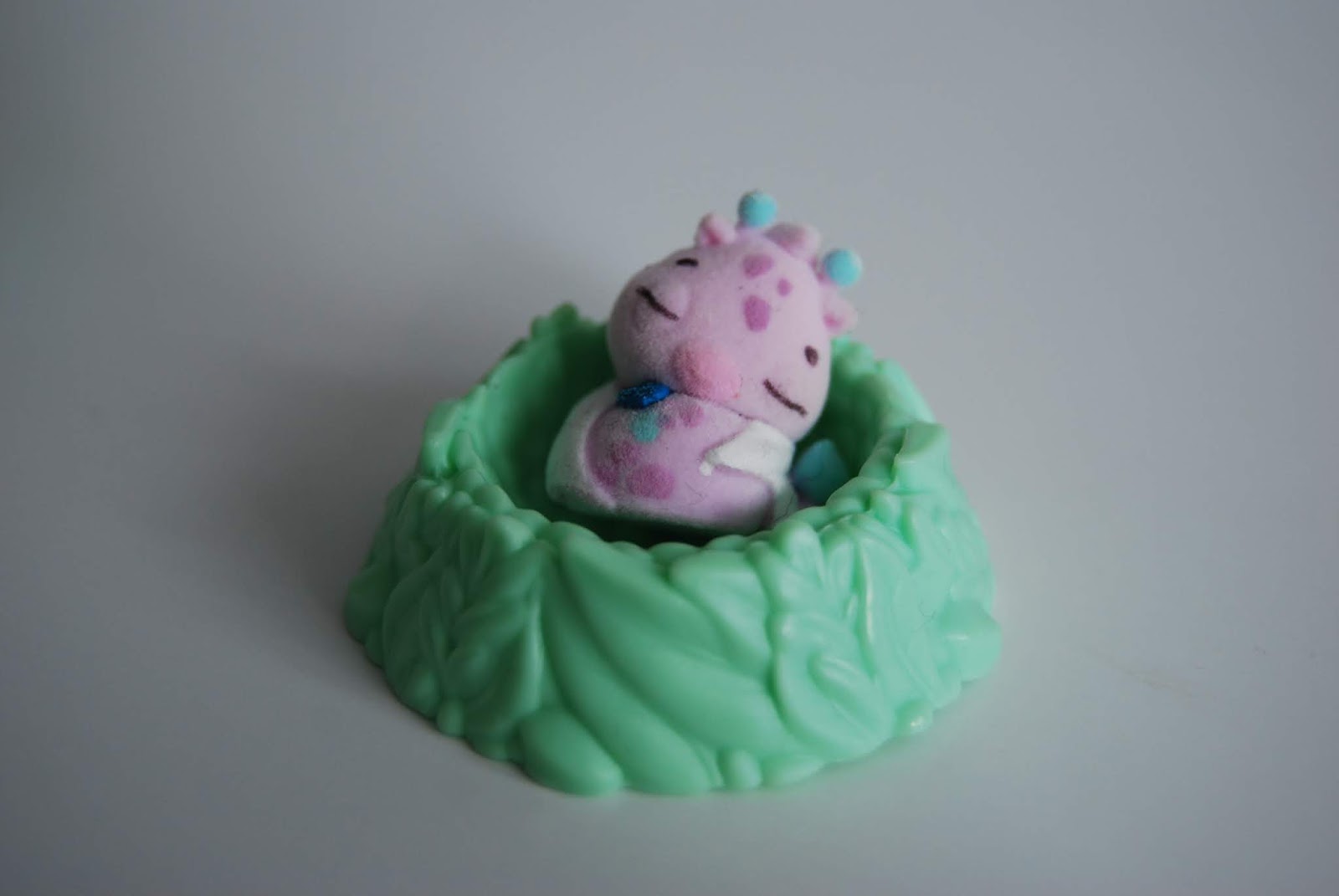 shimmering sands hatchimals