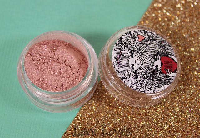 Innocent + Twisted Alchemy Candied Hearts Eyeshadow Swatches & Review