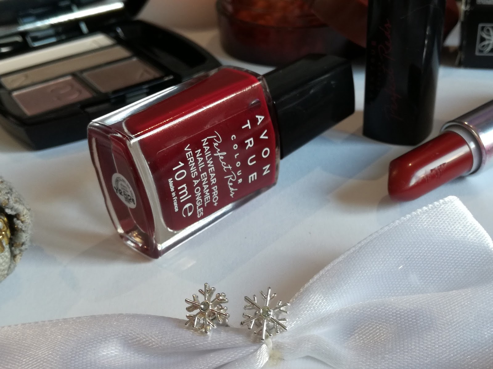 Simple Daily Make Up with Avon Just Ajda