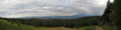 Panorama ze stoków Kiczory.