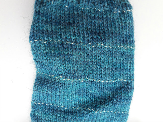 Winwick Mum: Easy Lace Socks - free pattern and tutorial
