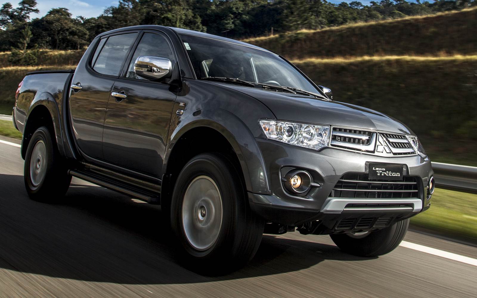Mitsubishi L200 Triton 2016 Chrome Edition preço R 87.900