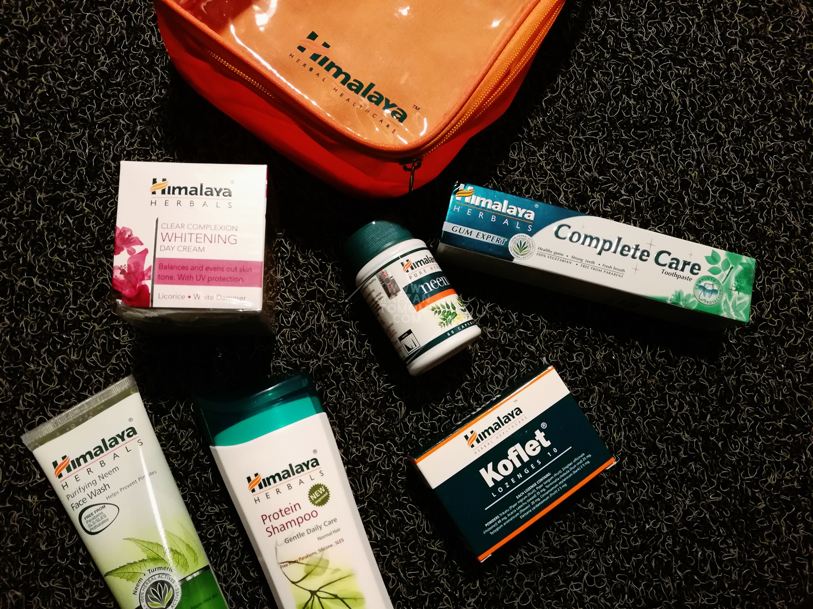 Косметика himalaya herbals. Продукция himalaya. Гималаи косметика. Himalaya продукция. Продукция himalaya.