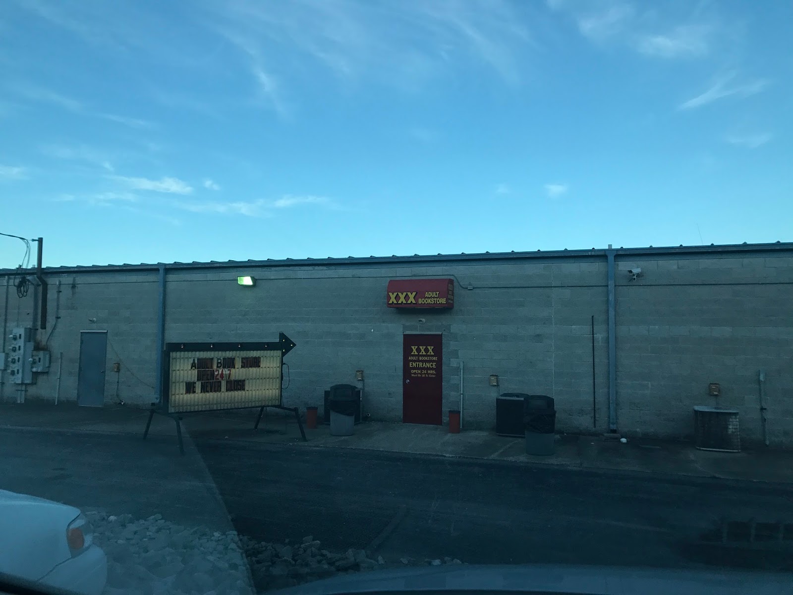 Horse cave adult book store Horse cave adult book store