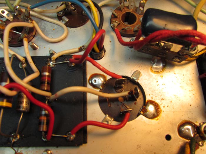 Removing and Restuffing Mallory Can Capacitors on Fender Amps Crawls