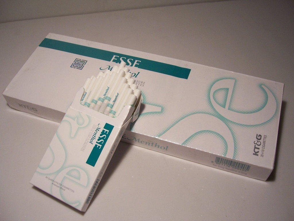 Tobacco Packets Menthole slim Cigarettes