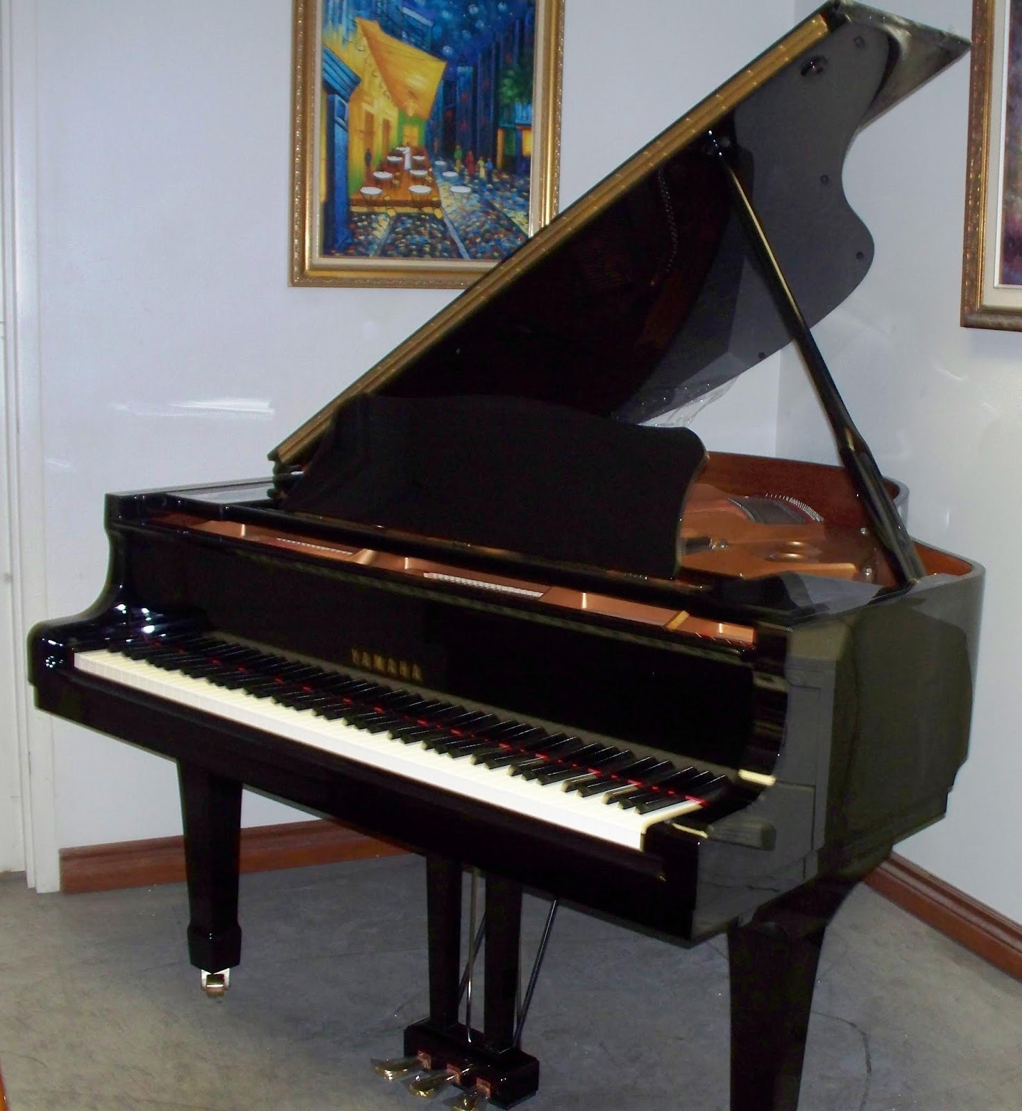 Used piano sale in Toronto area Yamaha G2 grand piano