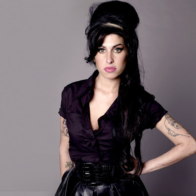 Amy Winehouse download free wallpapers for Apple iPad