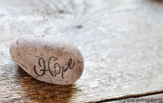 how to make painted rocks using stamps