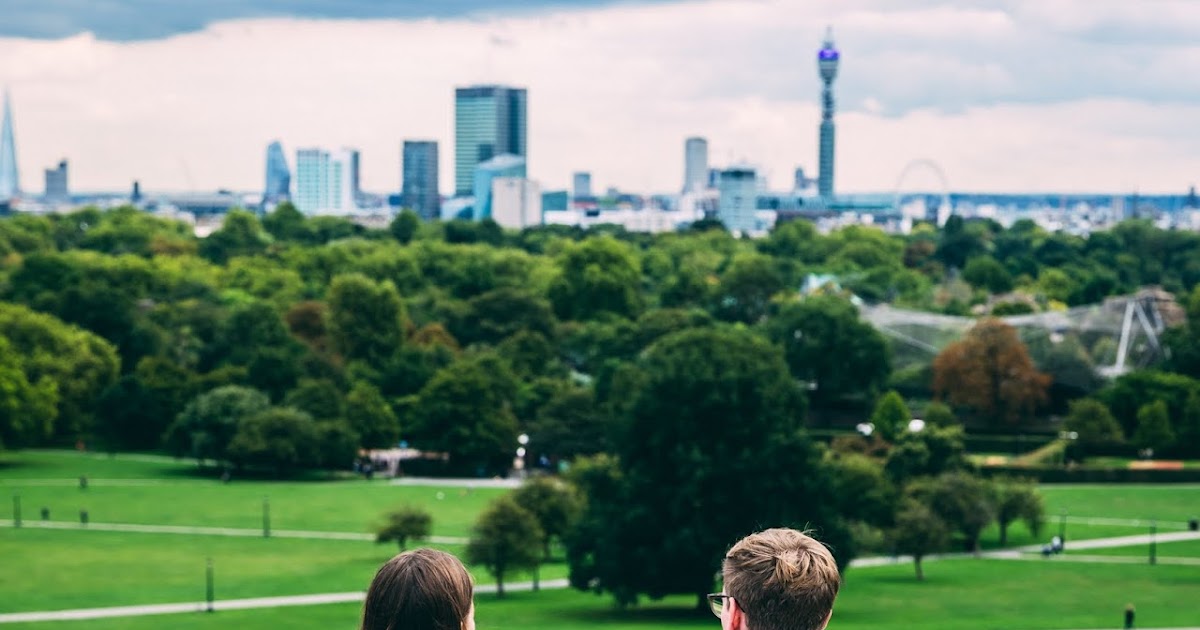 "Bounce back and forth" nghĩa là gì?