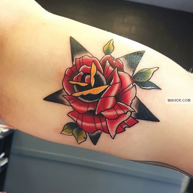 Gambar Tato Bintang Terbaru Di Lengan Tangan, Dada, Leher, Punggung Dan Kaki gambar tato bintang terbaik dan paling keren di dunia, gambar tato-tato bintang kaskus