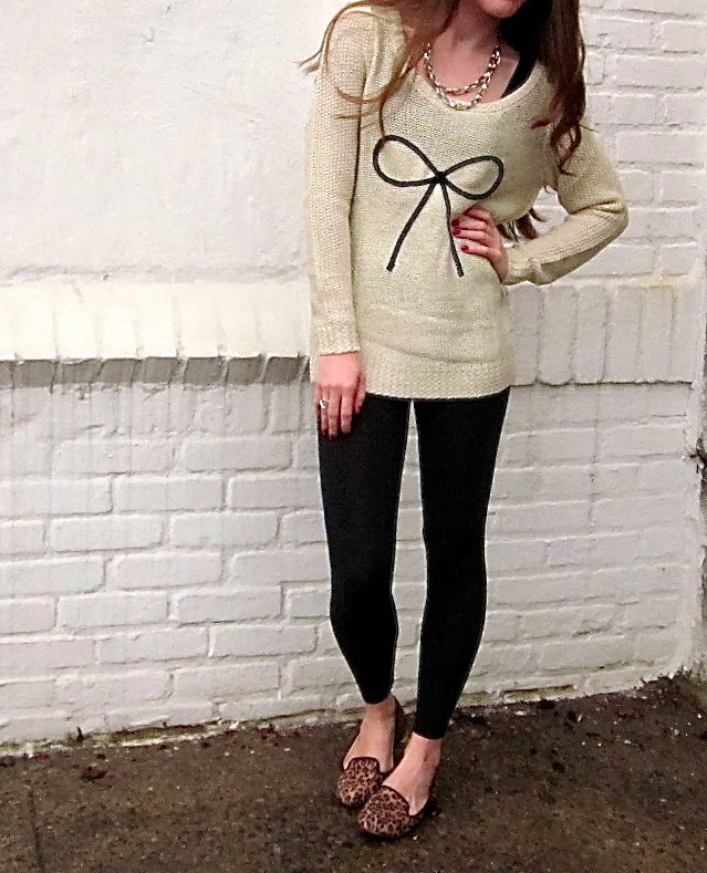 BOW sweater