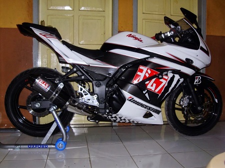 Kawasaki ninja 250 terbaru 2018 modifikasi ninja 4 tax