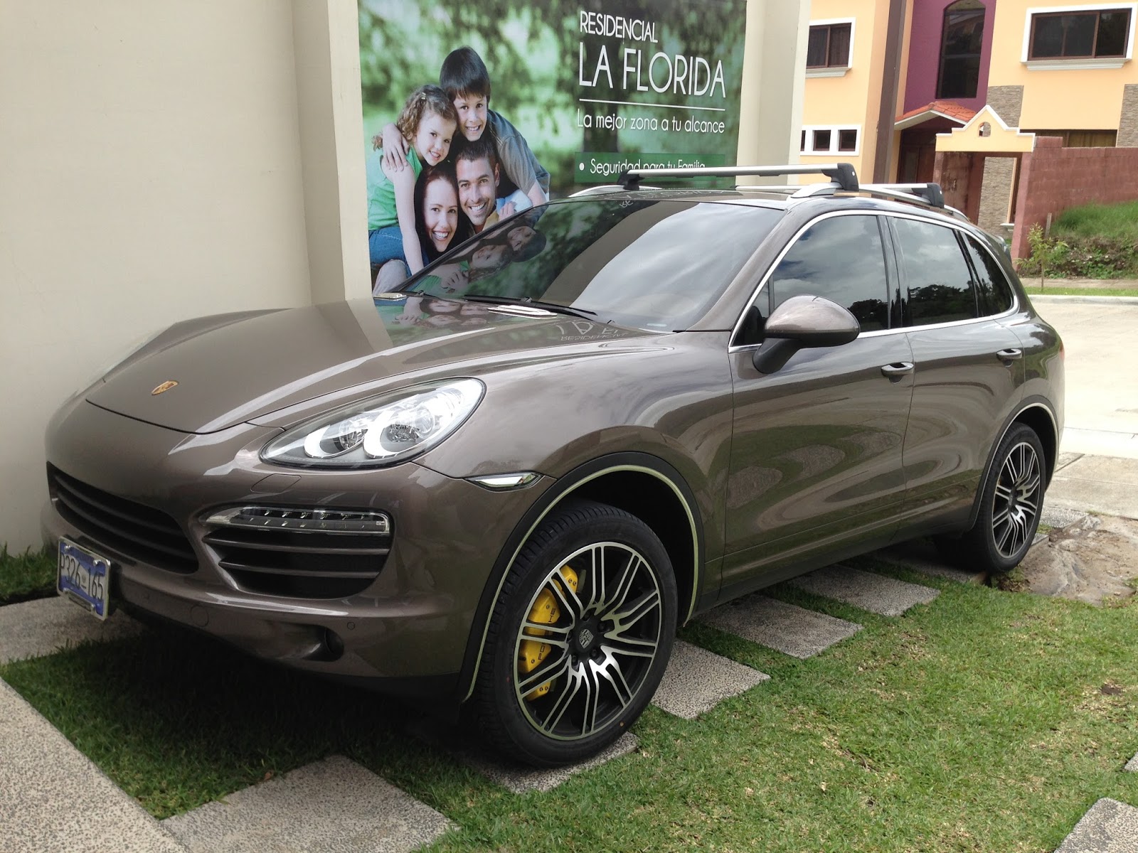 Ravenus Studios: 2013 Porsche Cayenne Brake Caliper Covers - All The
