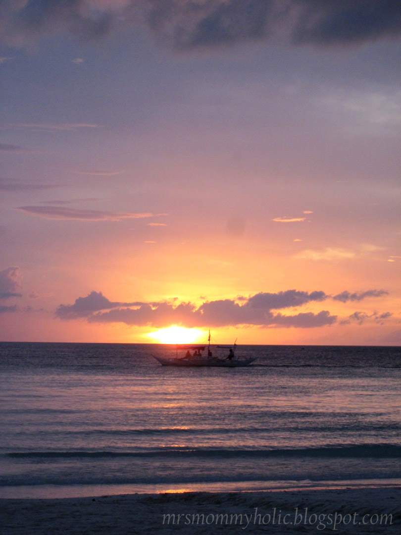 MrsMommyHolic Back in Boracay
