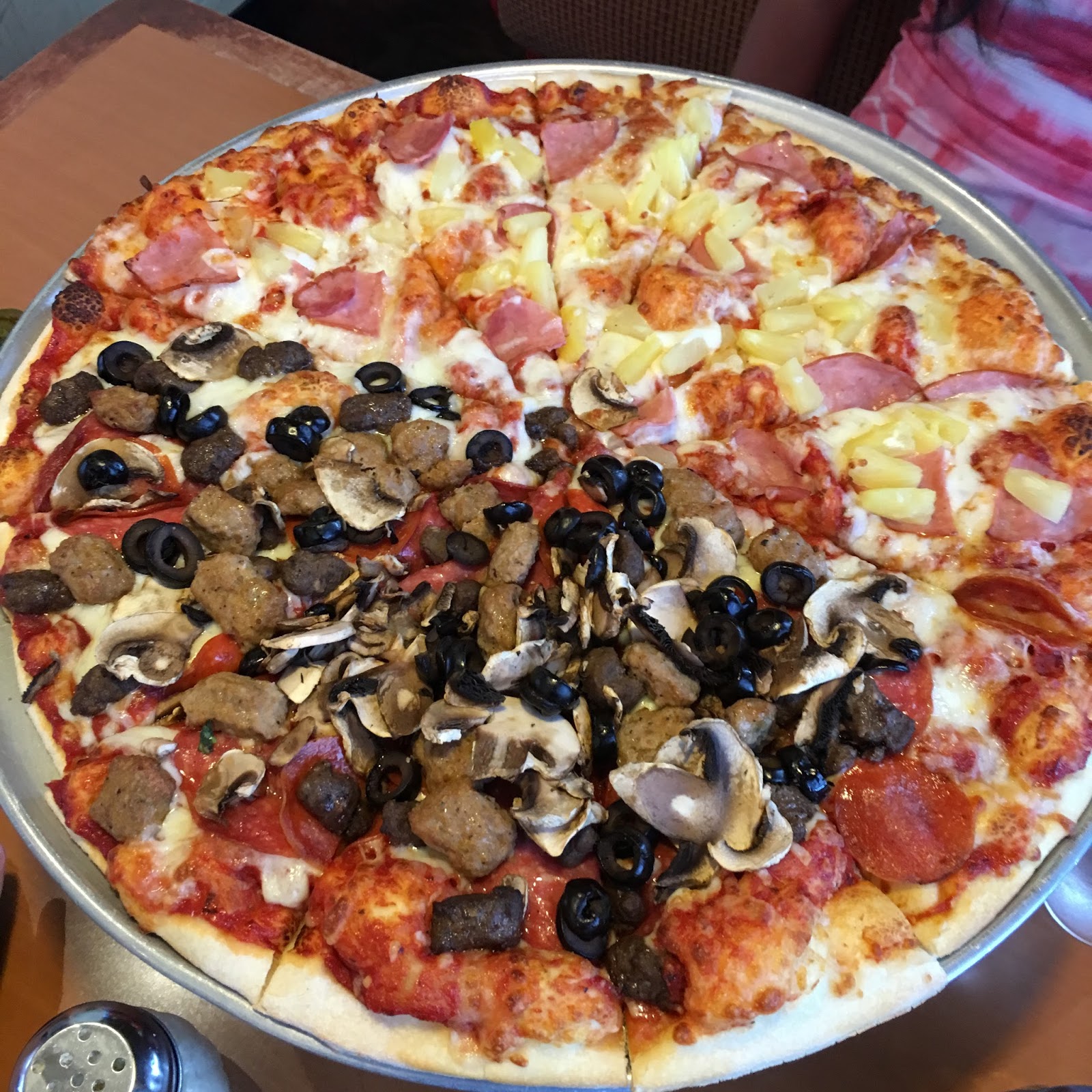 TASTE OF HAWAII SHAKEY S PIZZA