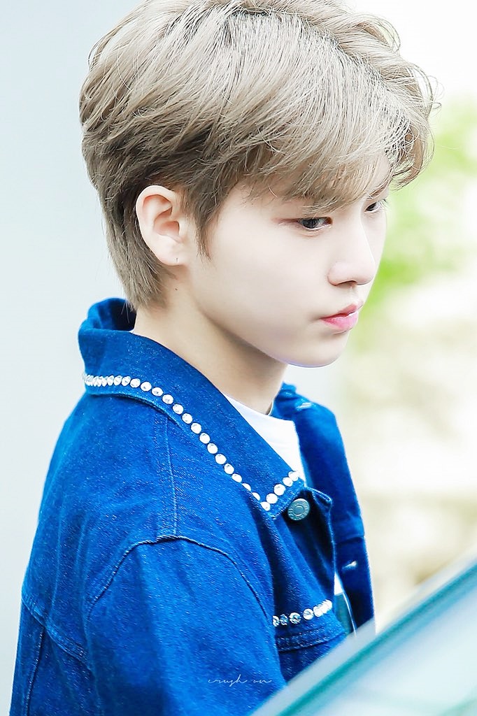 형들 곤란하게 만드는 아이돌 막내 사복.jpgif | 인스티즈