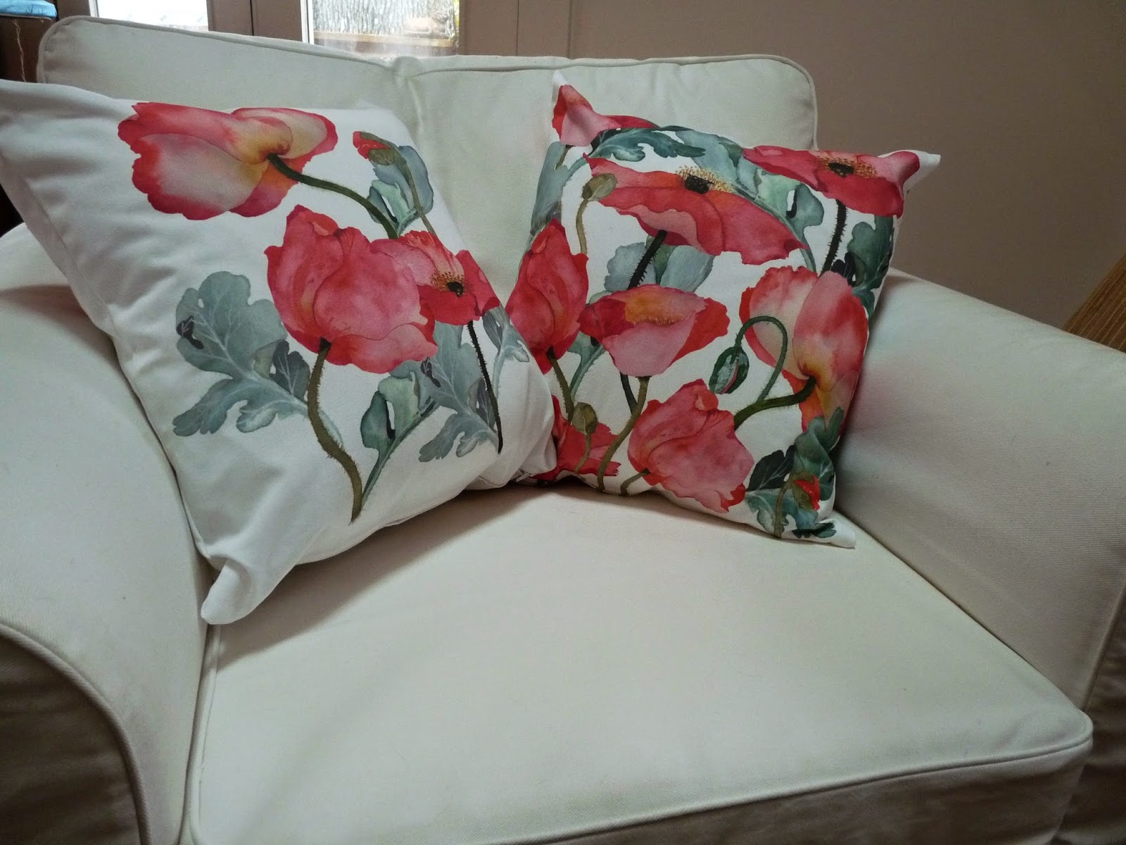 DEEP COVE FLOWERS: Poppy Pillow Covers Finally!
