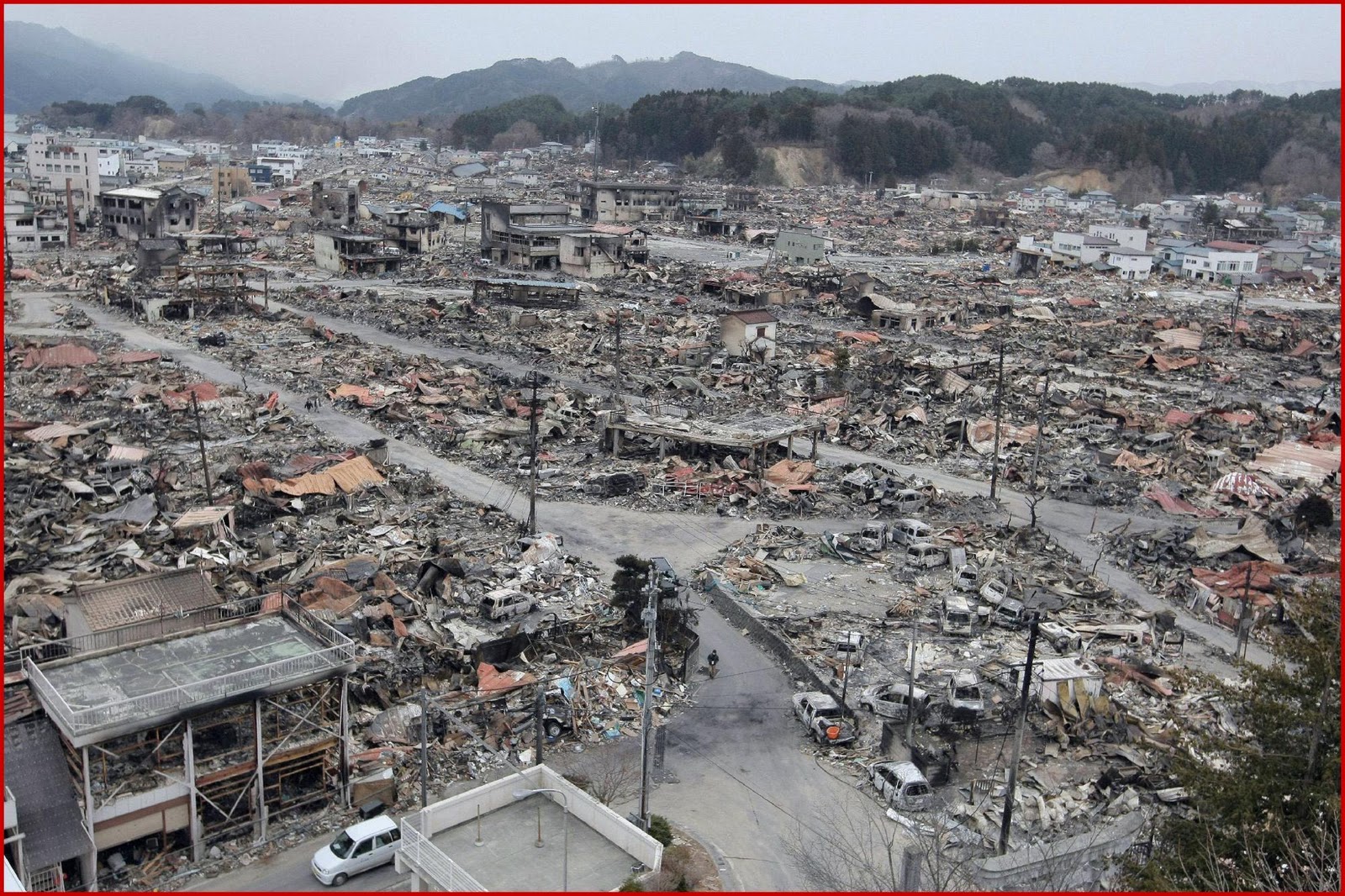 Япония после великой. Землетрясение в Токио 2011. ЦУНАМИ В Японии в 2011. Землетрясение Тохоку 2011. Землетрясение в Японии 2011 Фукусима.