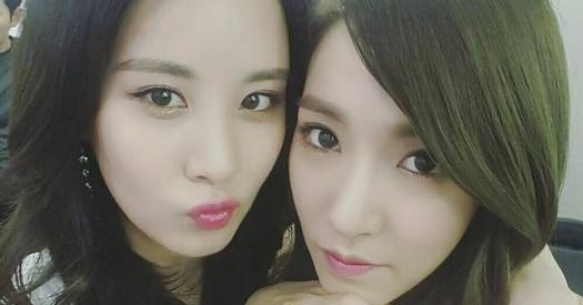 [This Day] SNSD Tiffany performed 'Once in a Lifetime' feat. Seohyun