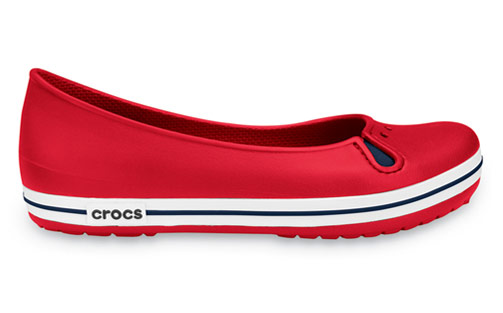 trend fashion trend sepatu  dan sandal  wanita  model crocs 