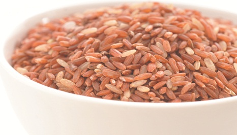 Perbandingan kandungan gizi beras merah dan beras putih