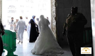 في فستان زفاف الحرم - صور فتاة تدخل مسجد الحرام