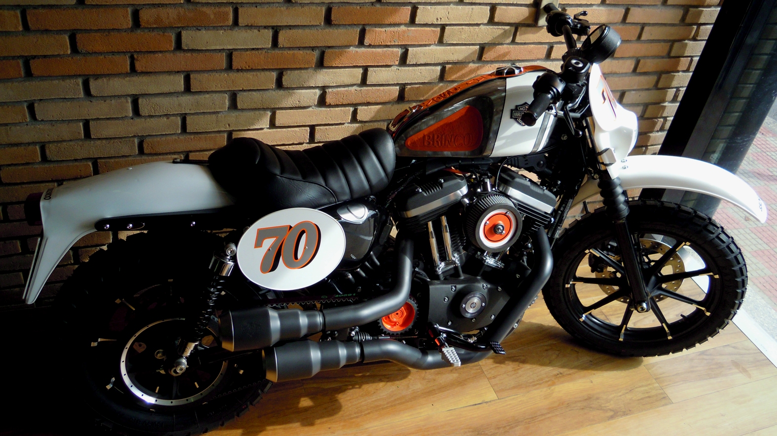 Duecilindri Harley Davidson Cagliari Feat Custom King