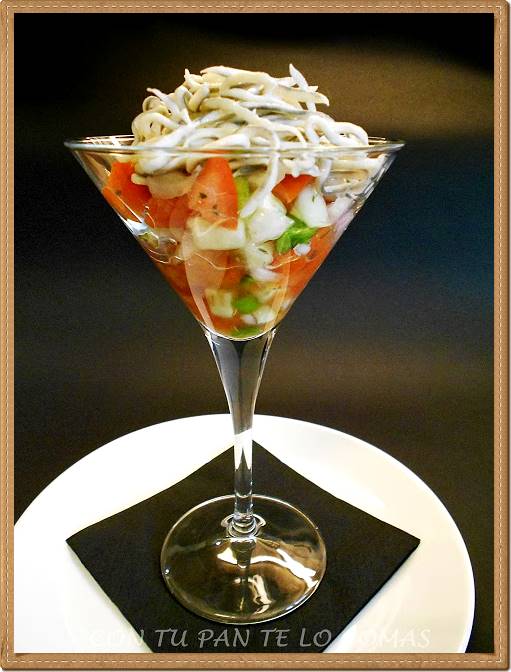 Ensalada con angulas sucedáneas