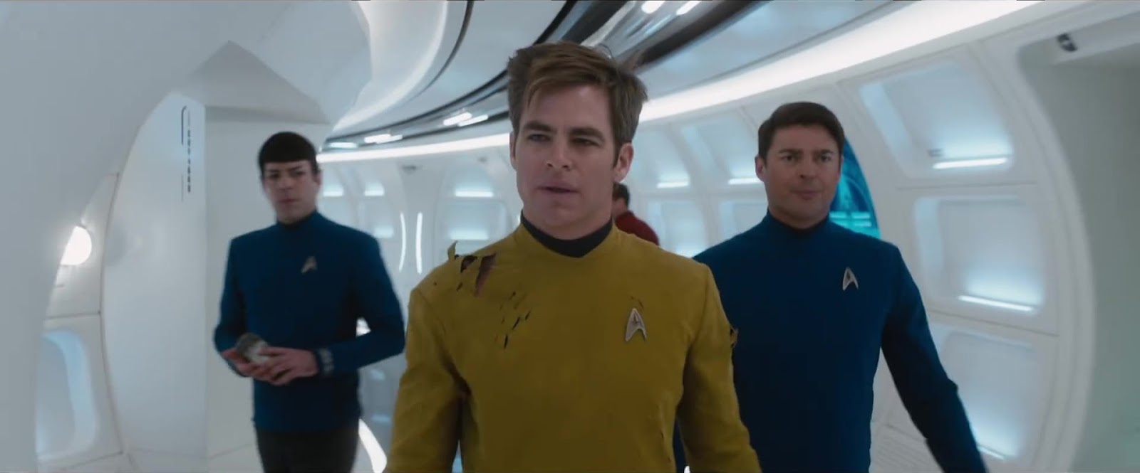 Star%2BTrek%2BBeyond%2BKirk%2Bspot%2Btorn%2Buniform.jpg