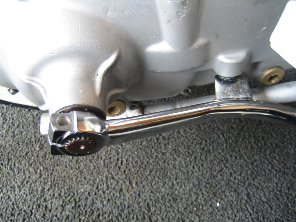 Restoring & Maintaining Lambretta Scooters Installing the kick start pedal