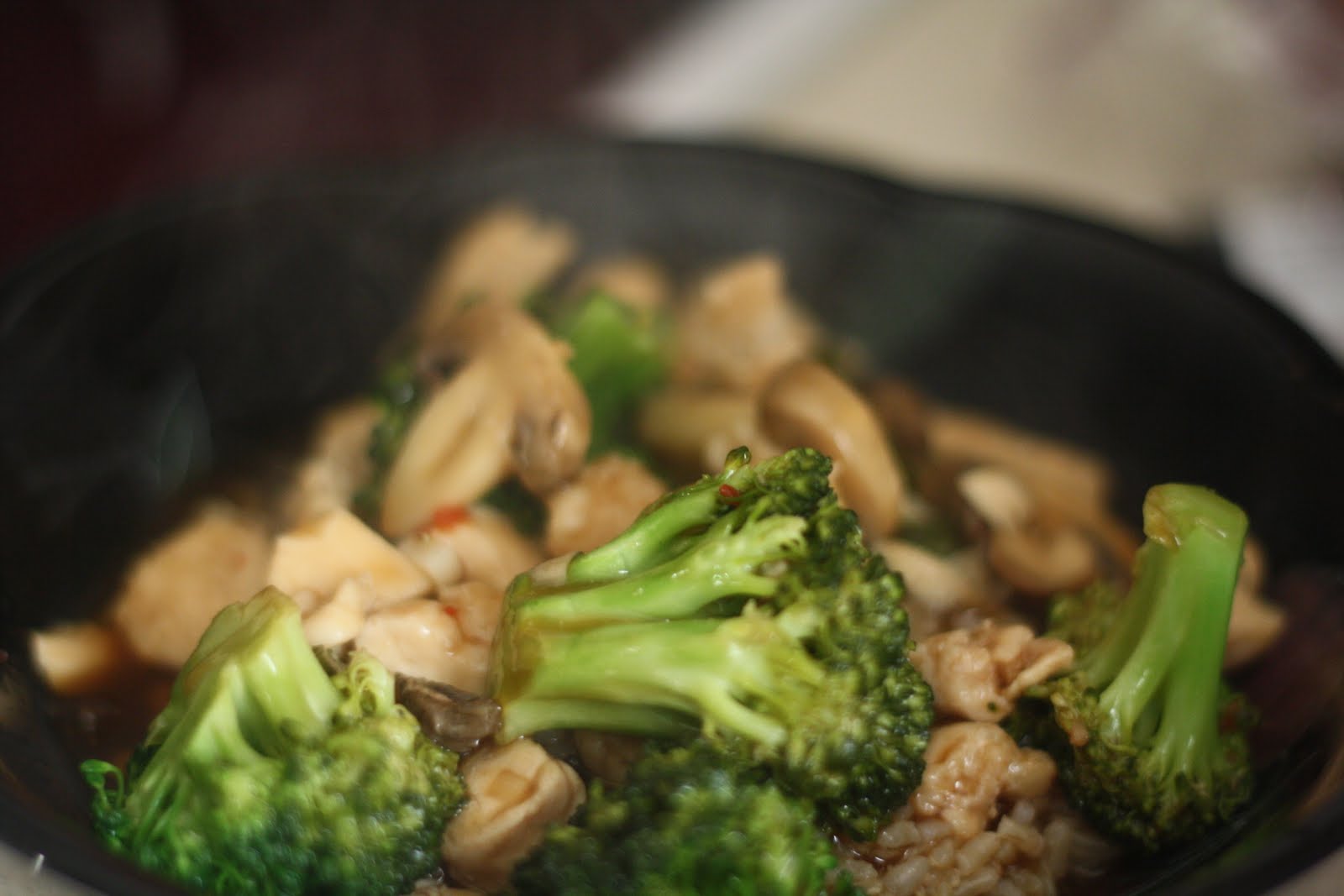 Sisters & Food Chicken Teriyaki with Broccoli and Mushrooms